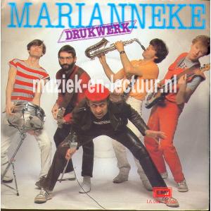 Marianeke - Tegen beter weten in (live in Nijmegen)