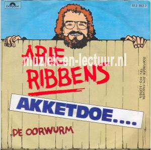 Akketdoe...- De oorwurm