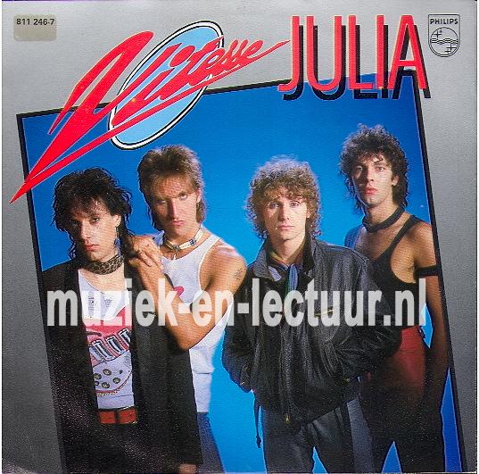 Julia - Runaway