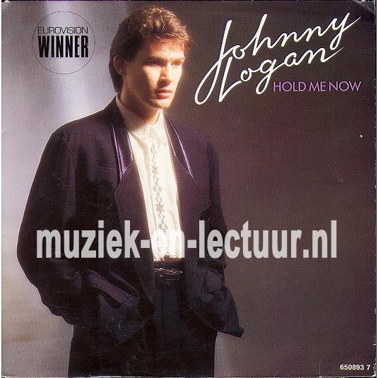 Hold me now - Living a lie Hold me now - Living a lie